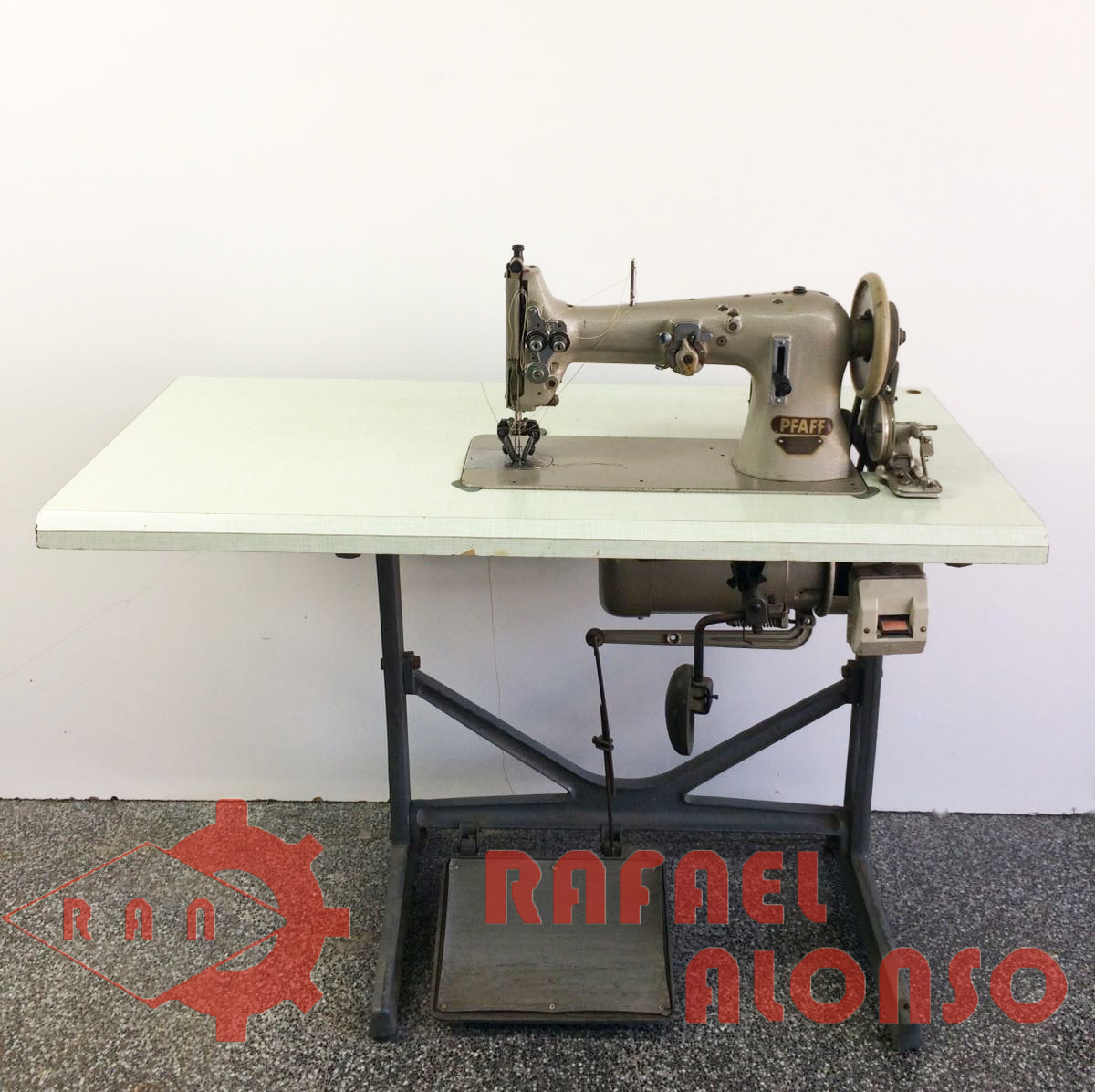 Ref.1196 Máquina de coser Bordón (2 agujas), plana, PFAFF 915/02CL – Rafael  Alonso