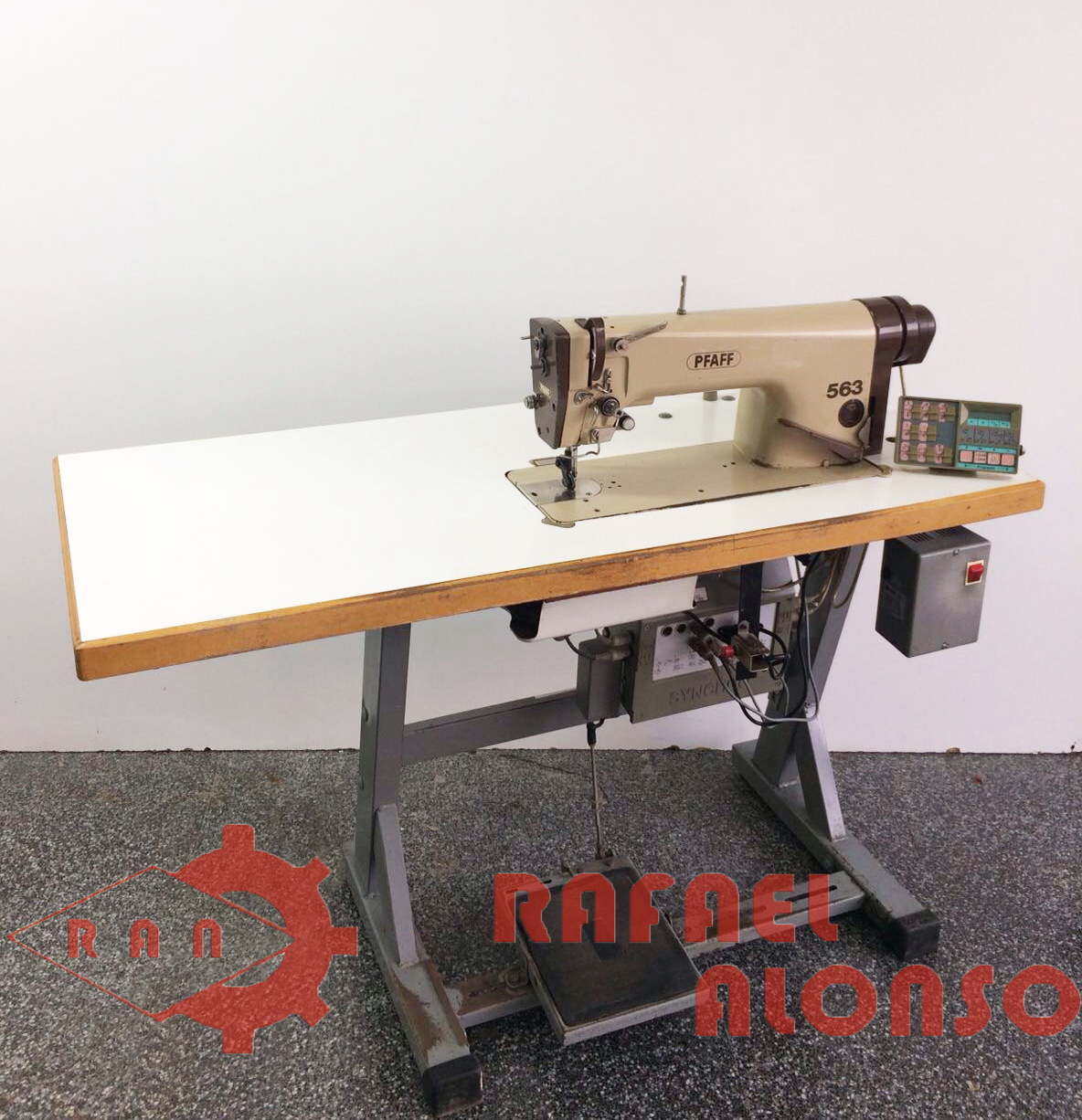brazo rescate Mínimo Ref.1200 Máquina de coser (cortahilos con motorposicionador), PFAFF 563 –  Rafael Alonso